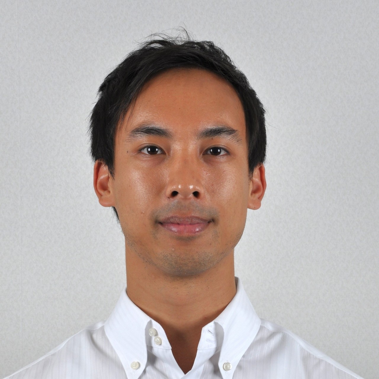 A clear high-quality photo of a man.